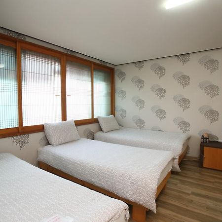 Jeju Airport Mira Guesthouse Екстер'єр фото