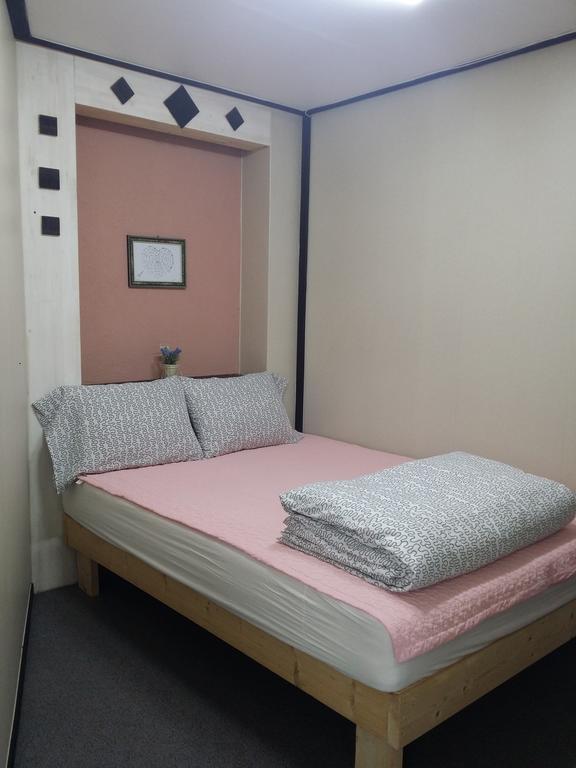 Jeju Airport Mira Guesthouse Екстер'єр фото