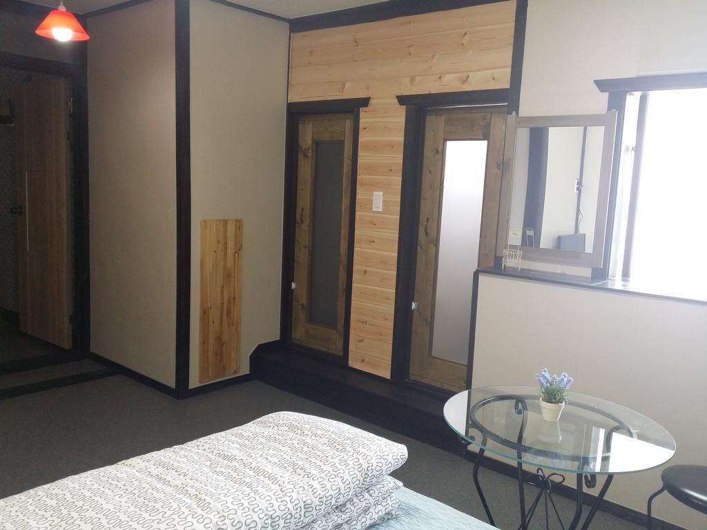 Jeju Airport Mira Guesthouse Екстер'єр фото